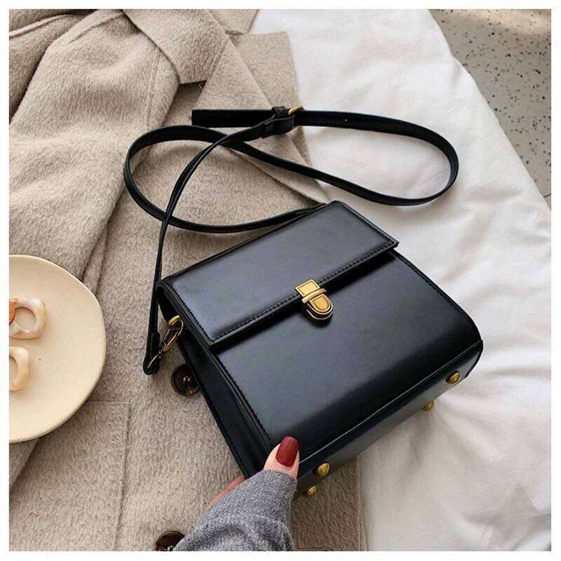 Pure Color Women's Shoulder 2021 Autumn New Vintage Lux Mini Square Bag Ladies Designer Crossbody Purses Texture Bolsa Femme