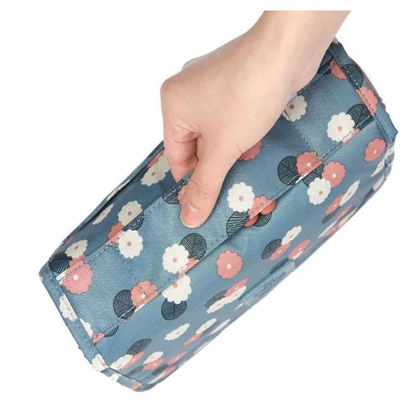Polyester Hook Cosmetic Bag Women Makeup Bag High Capacity Toiletry Storage Pouch Travel Make Up Organizer Waterproof Beauty Bag Y2508091