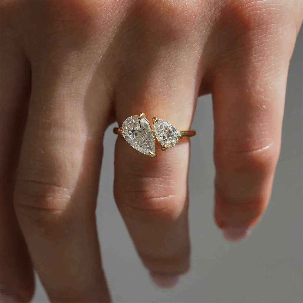 1.5cttw Double Pear Cut Diamond Ring for Women Two Stone Toi Et Moi Wedding Bands 925 Silver 18k Gold Plated Jewelry 250809