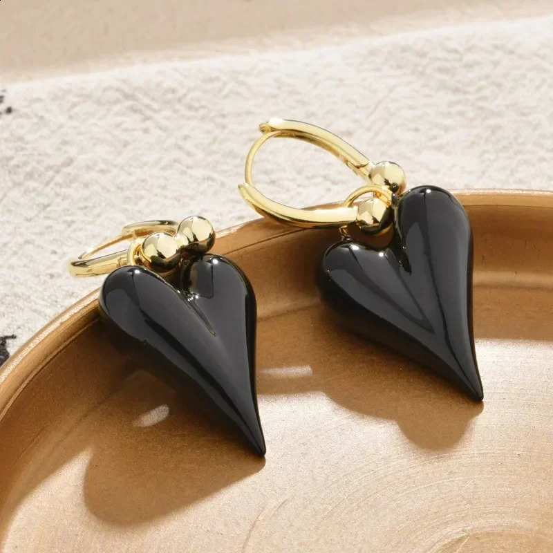Fashion Jewelry Temperament Enamel Heart Dangle Earrings For Girl Women Gifts Pretty n Ear Accessories 250805