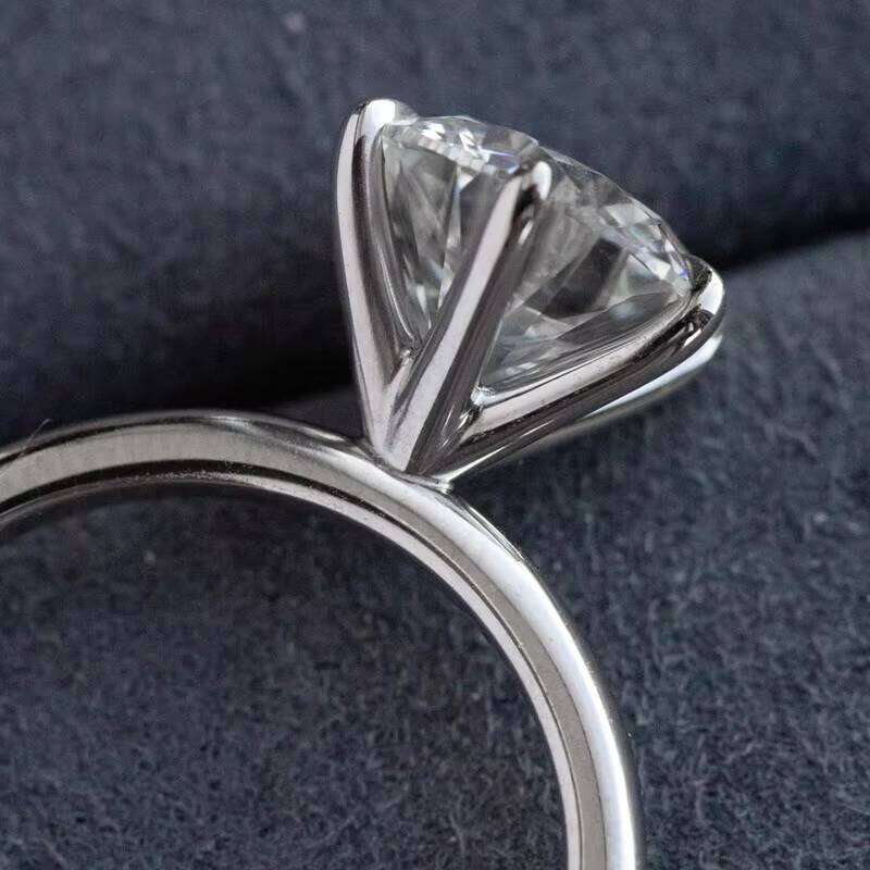 3CT 6 Prongs 10k/14k/ Gold Moissanite Engagement Ring for Women Highlighting the Center Dia