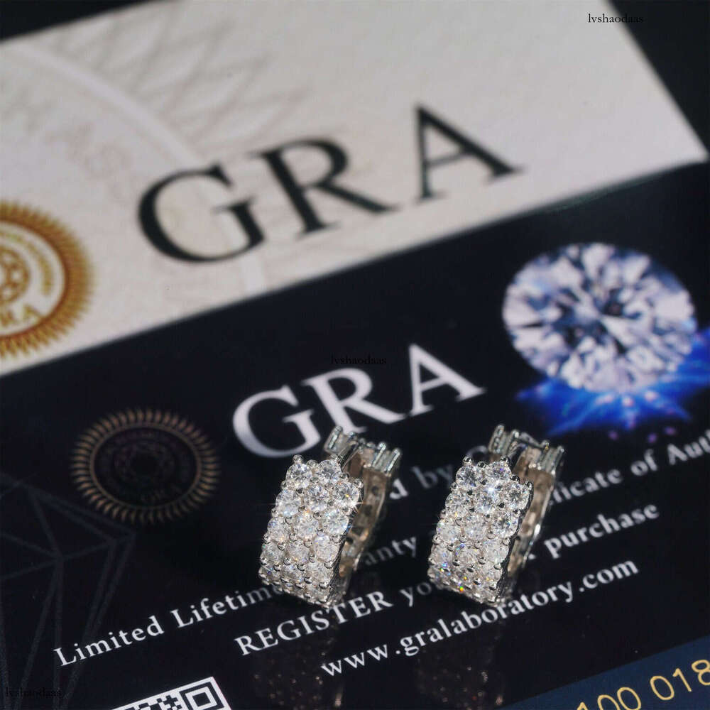 Hot Sale New Iced Out VVS Moissanite Round Minimalist Hoop Hip Hop Personality Stud Earrings