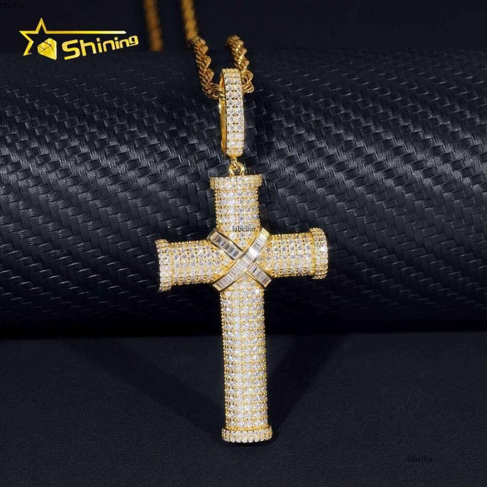 Stock Iced Out Jewellery Hip Hop Sier Gold Plated VVS1 Moissanite Dia Cross Pendant