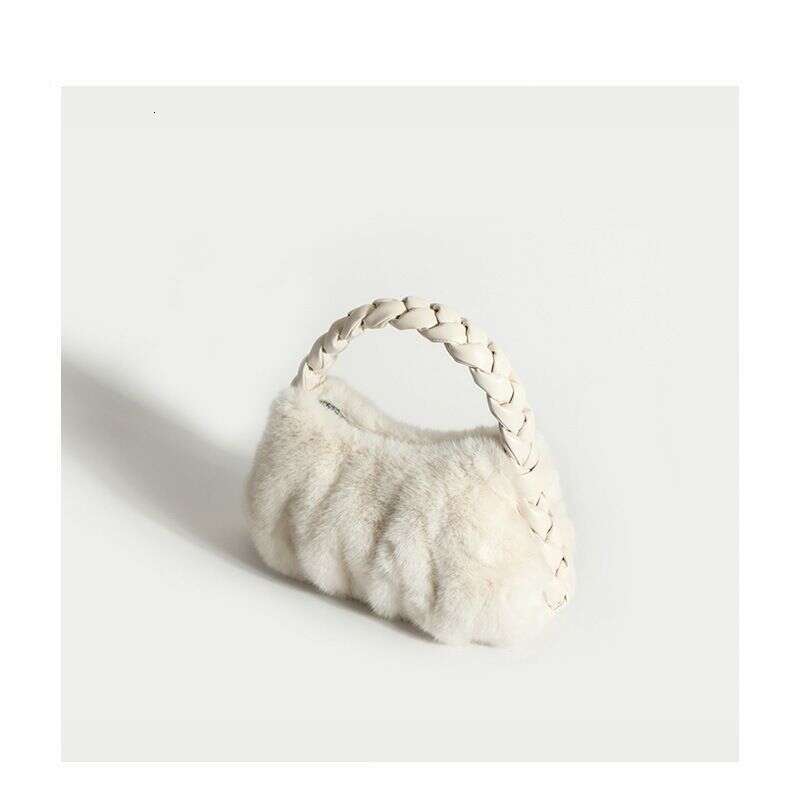 Niche Design Cute Plush Fluffy Female 2023 Models Autumn Winter Trend Of Europe And The United States Cross-Body Handheld Fur Bucket Bag