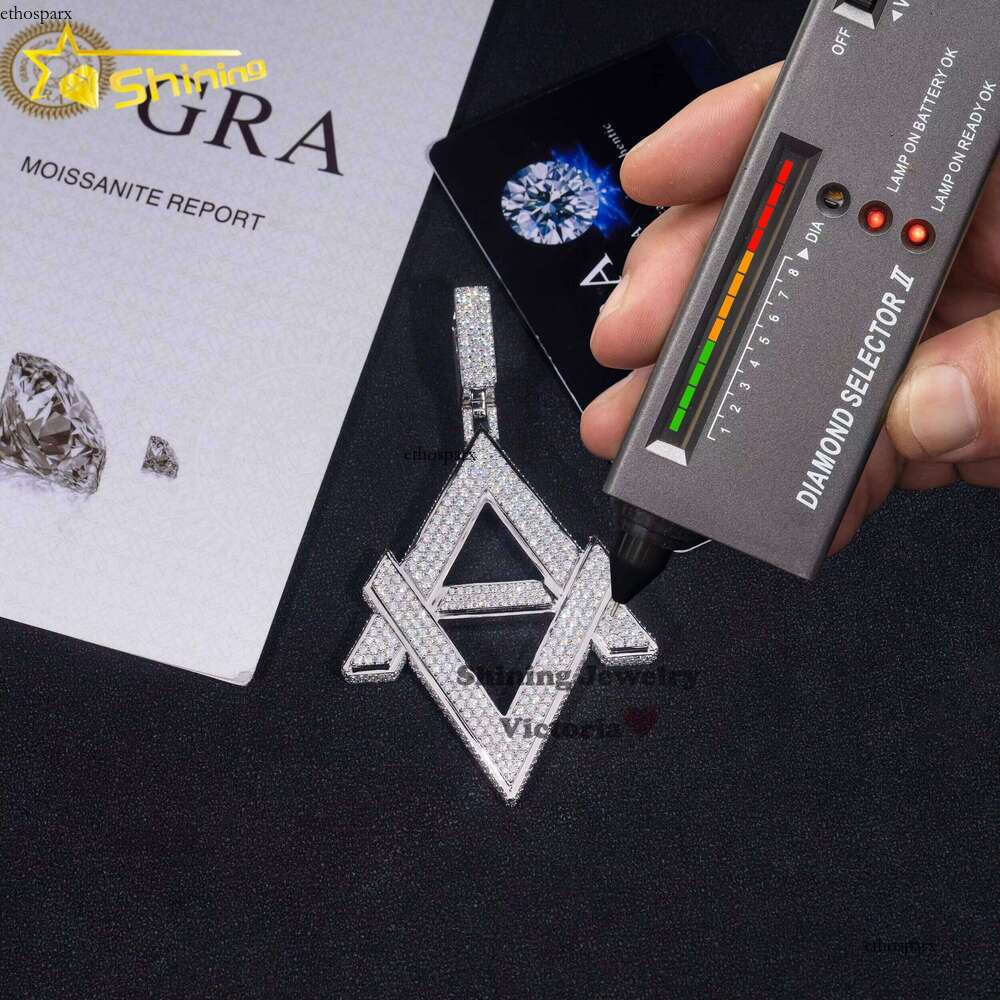 Personalized Custom Jewelry Iced Out Cuban Link Chain Sier Moissanite Initial Hip Hop Pendant