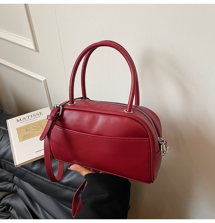 European And American Retro Boston Handbag For Women 2025 New High-end Simple Shoulder Designer Bag Crossbody Bag Elegant Trendy Luxury Bag Commuter B