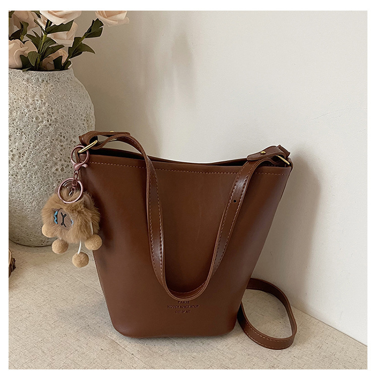 Luxury Bag Cross-border Designer Bag Trend Retro Women's Bag Fashion Simple Large Capacity Shoulder Crossbody Bag High-end Bucket Bag Mother Bag