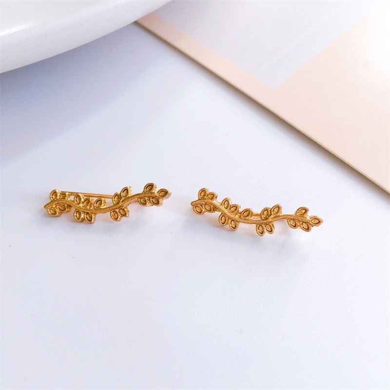 New Natural Trend Multi-Layer Earrings Curved Branch Leaf Ear Jewelry