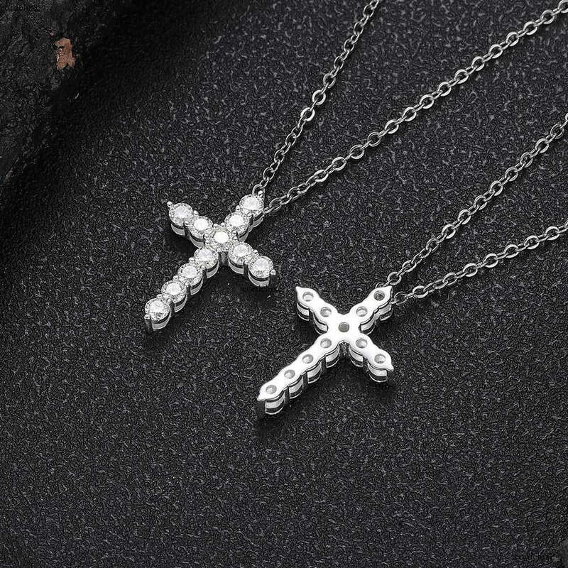 Hip Hop Iced Out VVS Moissanite Cross Pendant Trendy Brand Full Dia Unisex Personalized Necklace