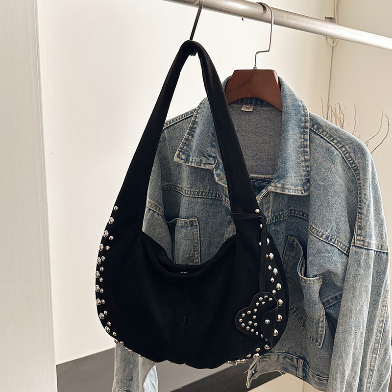 Luxury Bag 2025 Autumn Winter New Suede Women's Bag Single Shoulder Crossbody Designer Bag Rivet Matte Crescent Underarm Casual Tote Handbag