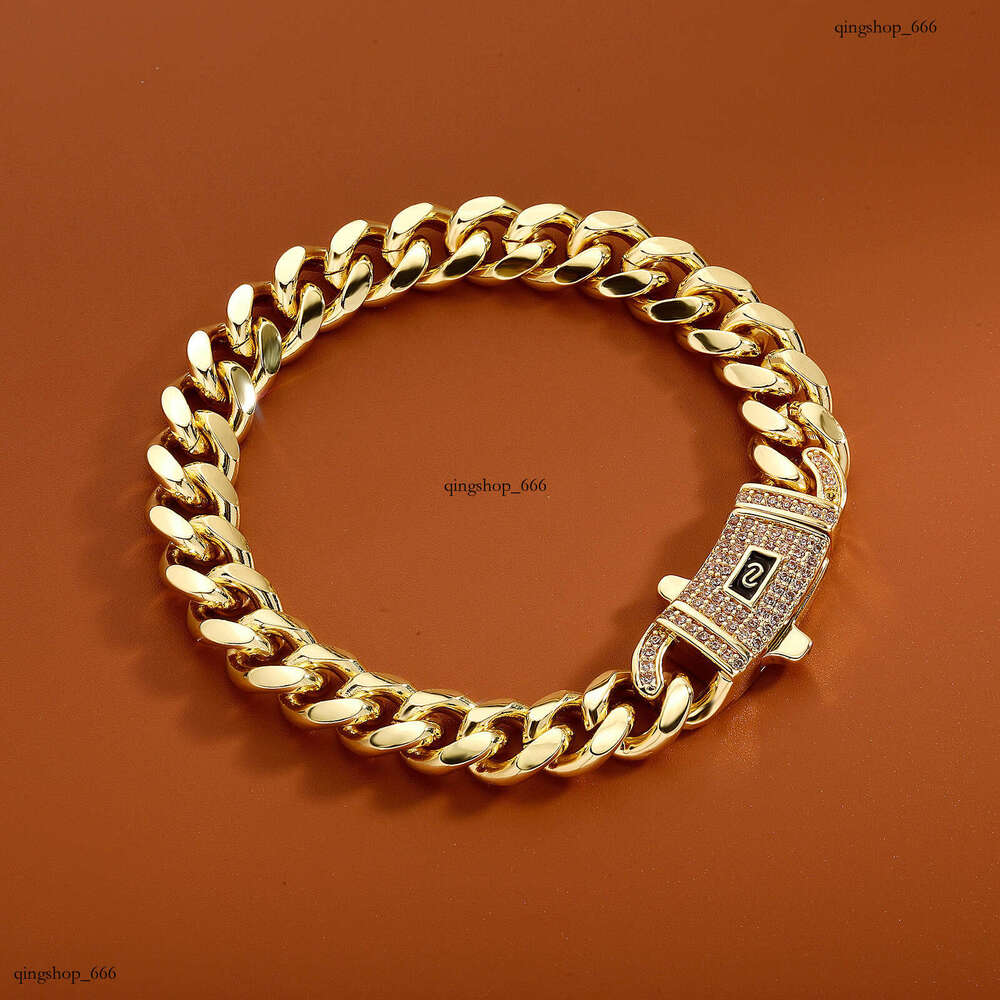 Stainless Cuban Titanium Steel Unisex Six-Sided Polished Hip-Hop Style Thick Chain Electroplated Non-Fading