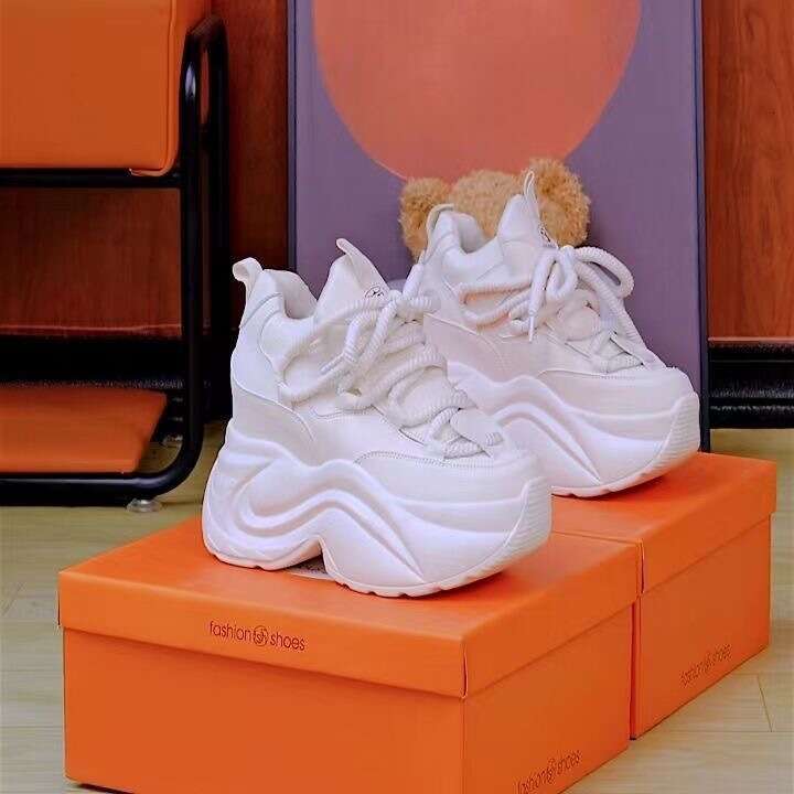 8cm Height Increasing Designer Shoes Soft Dad Shoes for Women 2025 Autumn New Thickened Sports Casual Thick Sole Ins Versatile