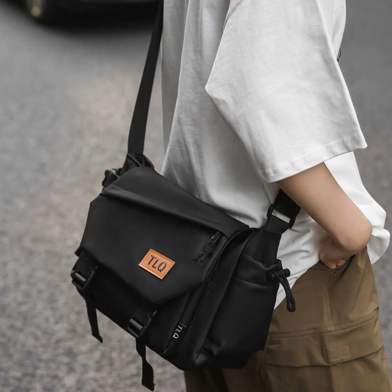Hot Selling New Single Shoulder Men, High-End Water-Resistant Messenger Bag, Large Capacity Fashion Crossbody Bag For Men Designer Bags