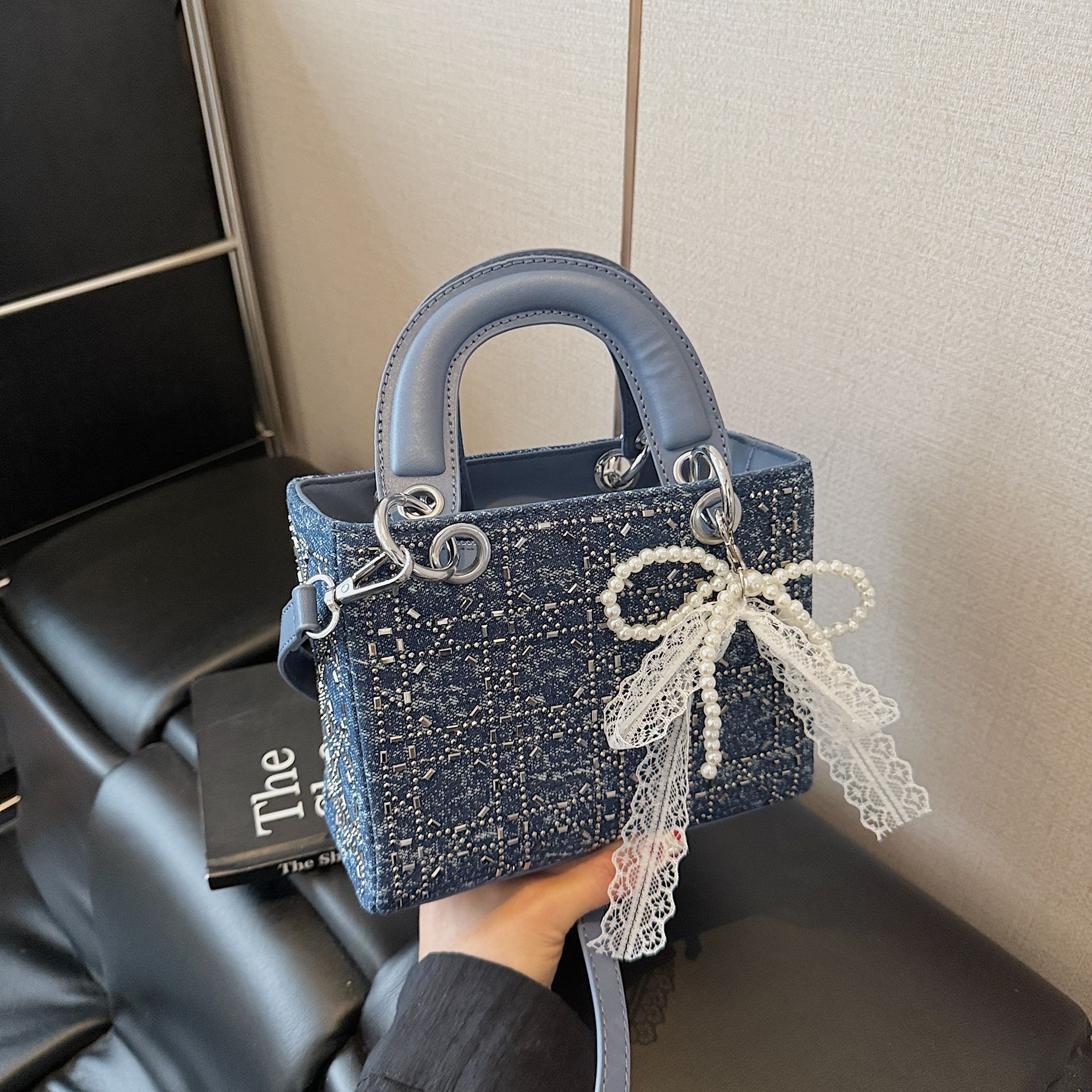 Designer's High-end Rhinestone Princess Diana Bag Cross-border New Exquisite Handbag, Light Luxury Quilted Fashionable Single Shoulder Crossbody 