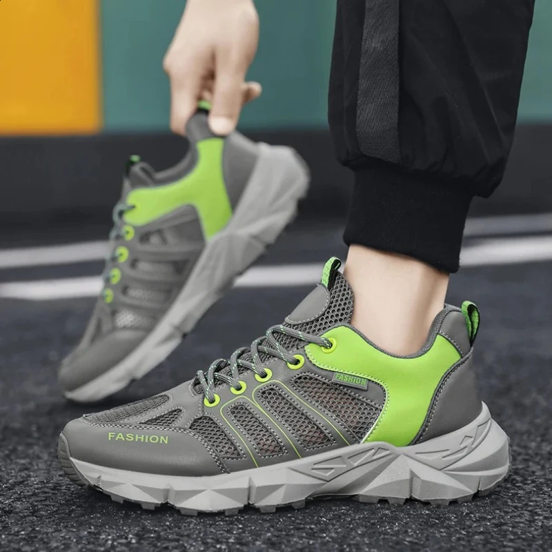 Summer Breathable Mesh Soft Outdoor Hiking Shoes Flat and Casual Professional Anti-slip Travel Wading Shoes for Men 250805