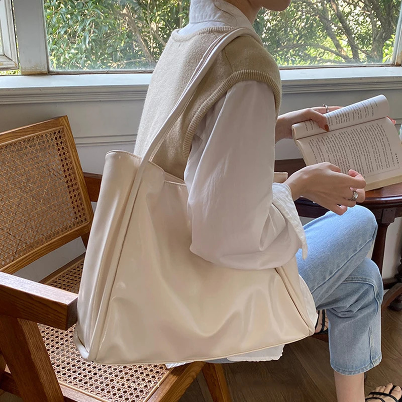Large Capacity Tote Bag Ladies Shoulder Bags for Work Commuting Carrying Bag Student Handbag Female Outfit Book Pack 250809
