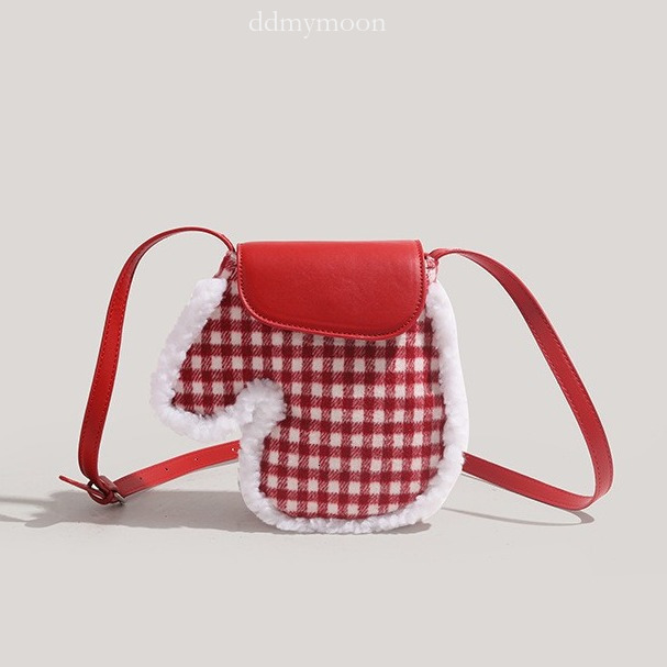 2025 New Red and White Checkered Fashion Handbag Niche Commuter Shoulder Crossbody Bag ddmymoon