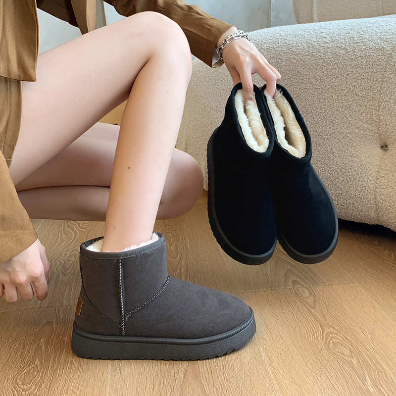 Free delivery designer woman boots Snow boots with fleece short boots anti slip wear resistant and warm