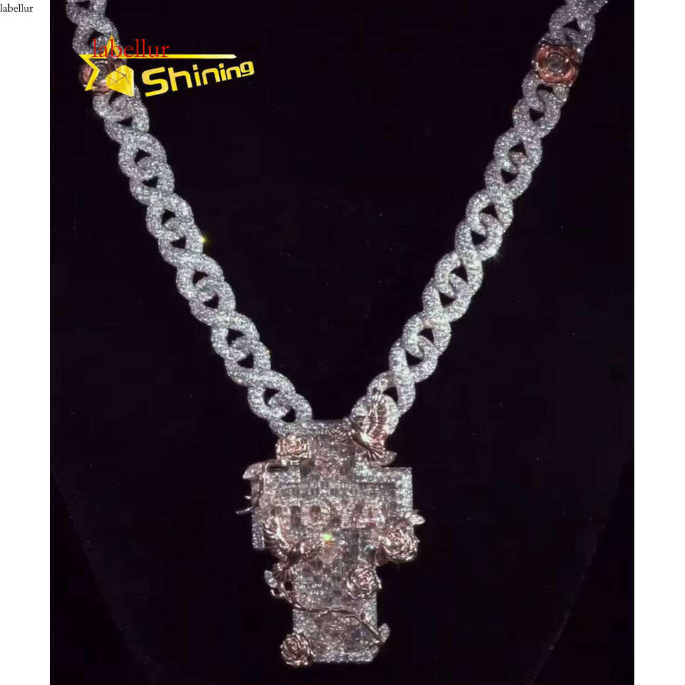 Trendy New Arrivals Custom Cross Pendant Necklace Charms Rapper Sterling Sier VVS Moissanite Dia Hip Hop Men Jewelry