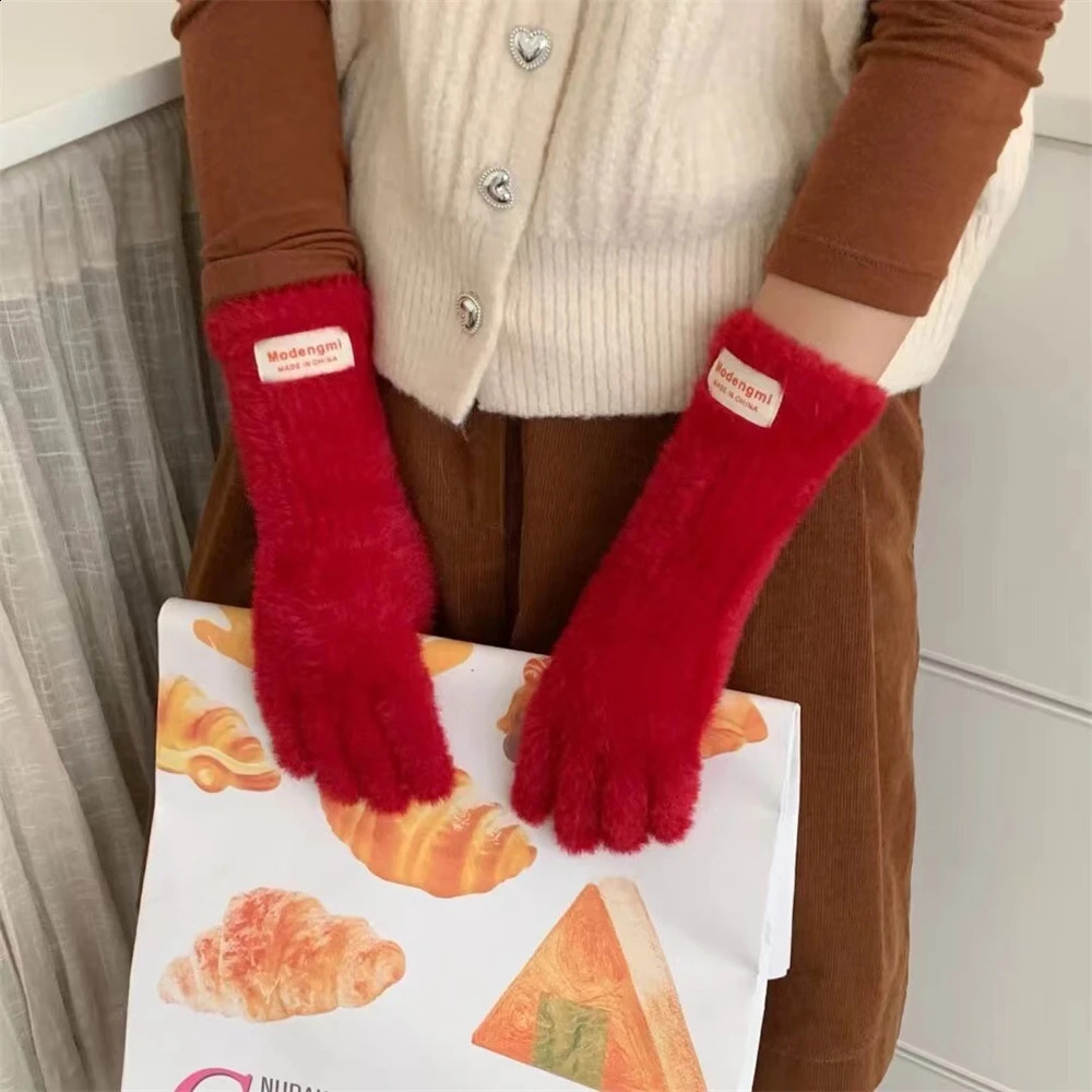 Winter Solid Color Mink Gloves Womens Soft Plush Warm Knitted Full Finger Gloves Outdoor Touch Screen Riding Mittens 250807