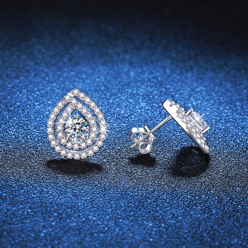 Free Shipping Designer Luxury Jewelry Japanese Style S925 Sterling Silver Earrings Women's Accessories Moissanite Earrings D Color 1 Carat Moissa