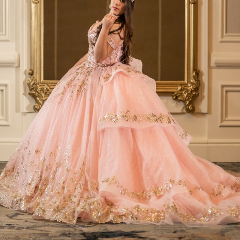 Pink Shiny Quinceanera Dresses Off The Shoulder Gold Applique Lace Beading Tull Party Birthday Ball Gown Vestidos De 15 Anos Sweet 16 Dress