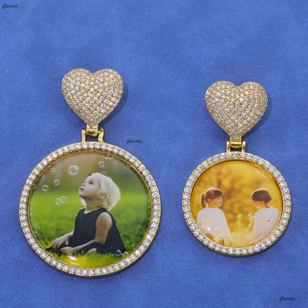 Hip Hop INS Heart Buckle Photo Pendant Round Commemorative Frame Necklace High-End Jewelry