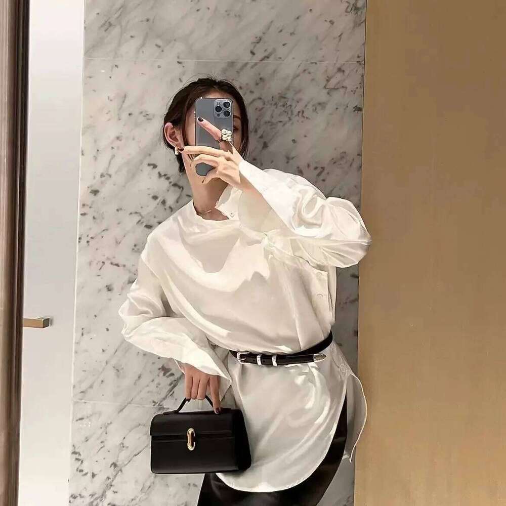 High end light women s bag folding genuine leather handbag hand held small square French minimali