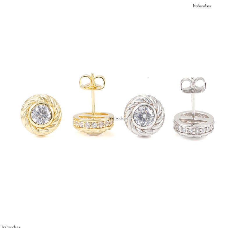 Hip Hop Inlaid Moissanite EarringIced Out VVS Unisex Fashion Casual Accessories