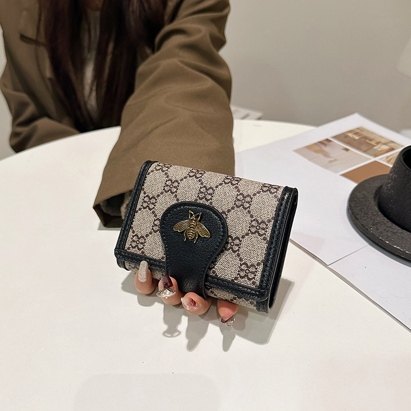 Little Bee Wallet For Women,short Style INS Style Internet Celebrity Classic Fashion,high Appearance Value Multiple Card Slots Designer Bag Luxury Bag
