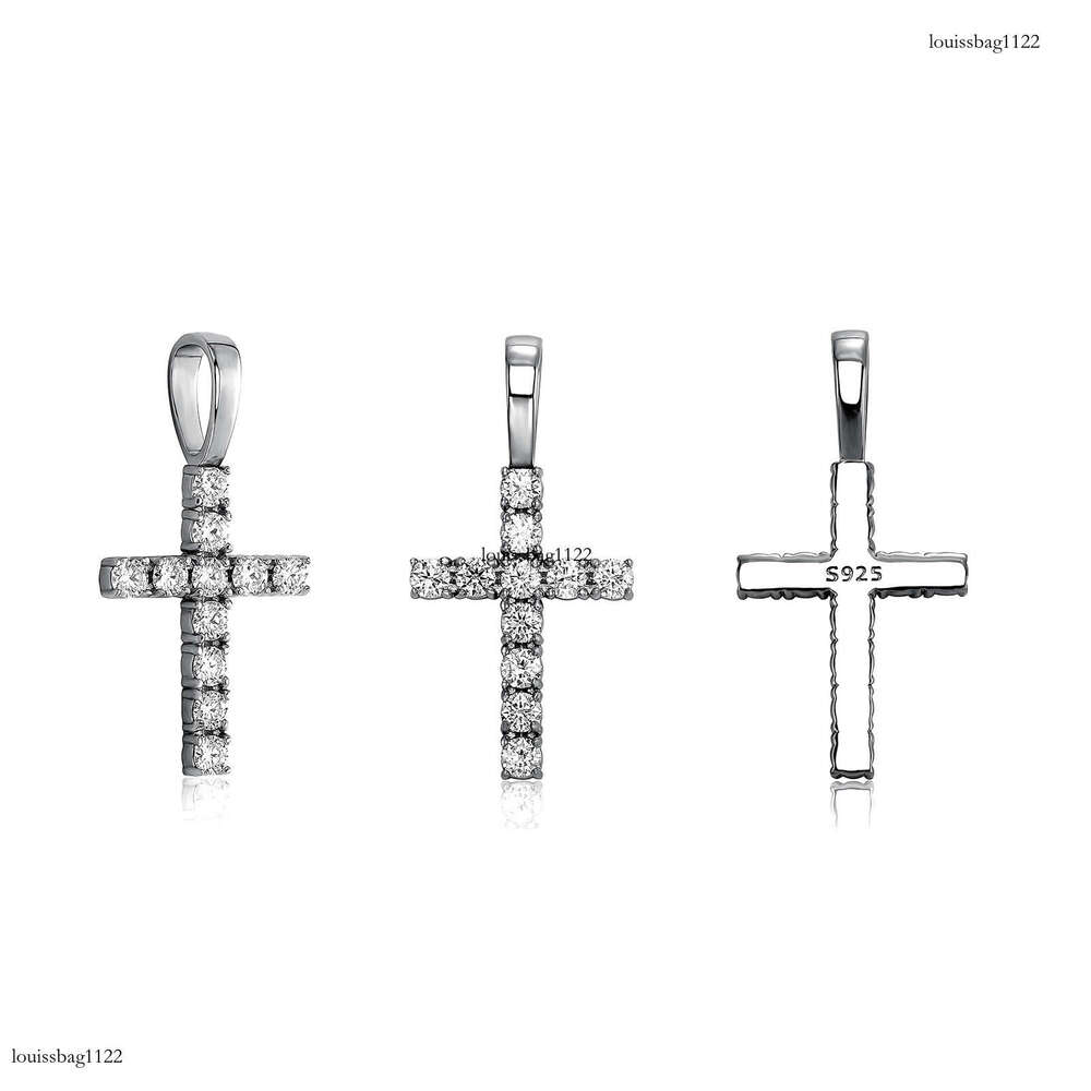 Iced Out VVS Moissanite Cross Pendant Necklace Versatile Choker Live Broadcast