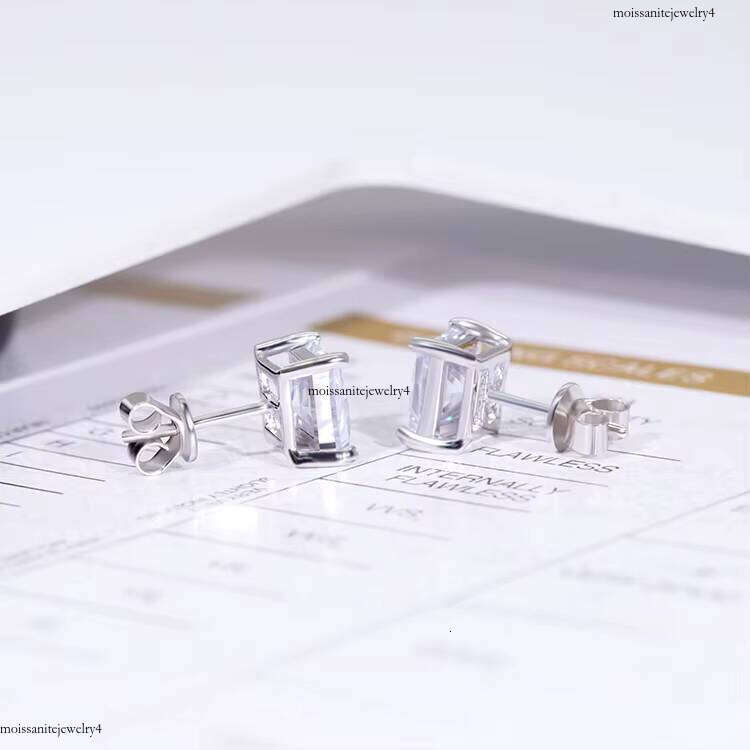 Fine Jewelry Custom Sterling Sier 1.2ct 2.0ct 4.0ct Princess Dia Stud Earrings for Women
