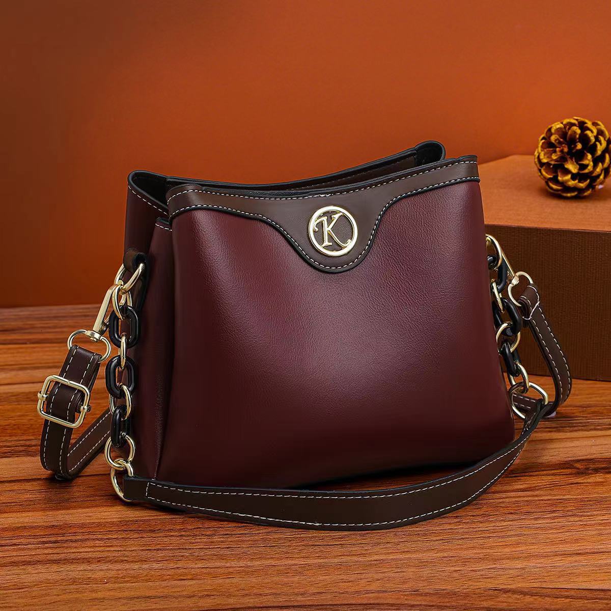 Single Shoulder Crossbody Internet Celebrity Small Bag Luxury Bagfree Shipping Designer Women's Bag New Fashionable Versatile Trendy Summer Bag F