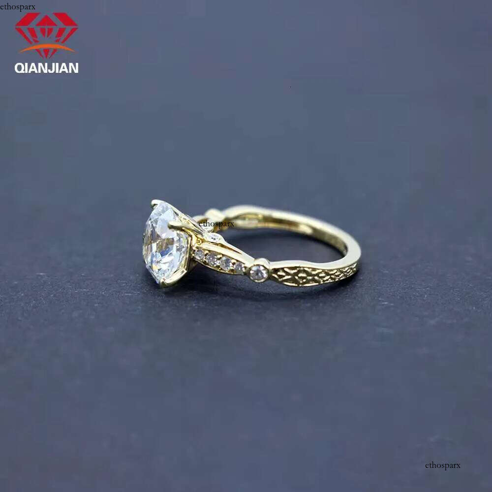 The Fashion Custom IGI Certified Lab Grown Ring 1-3ct VVS White Dia Gold Latest Design for Women