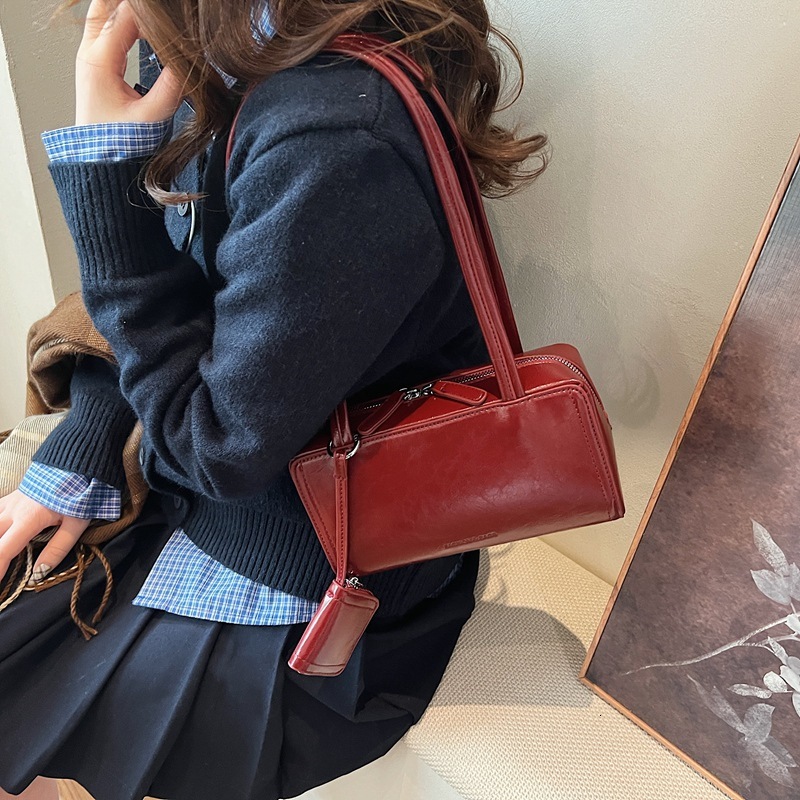 New Retro Underarm Women's Bag Simple Handbag Luxury Bag Autumn Winter Designer Bag Simple Cross-border Versatile Shoulder Bag Niche Trendy Women
