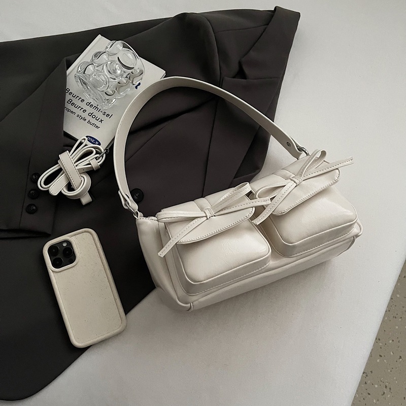 New Casual Personality Designer Bag Simple Multi-pocket Retro High-end Niche Single Shoulder Women's Bag Cross-border Wholesale Small Luxury Bag 