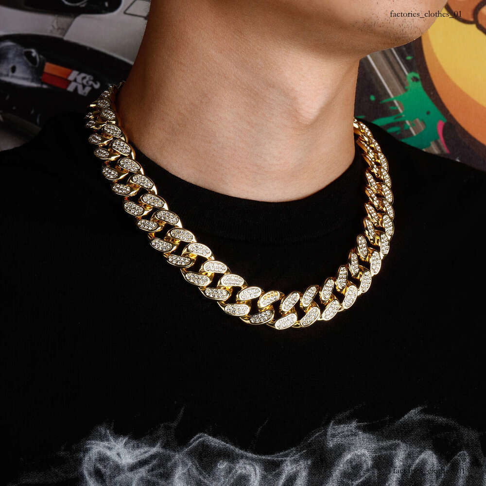 Hip-Hop New Simple Versatile Alloy Cuban Chain 20mm Men's Gold Necklace Accessory