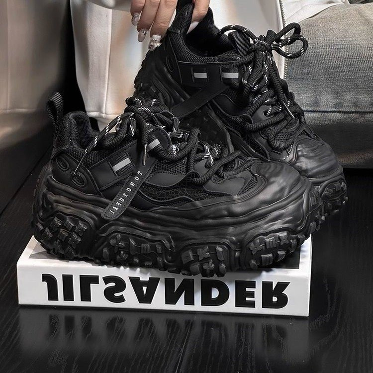 2025 designer's new women's dad shoes, lace up height increasing sports and leisure shoes, lightweight thick soled women's single shoes