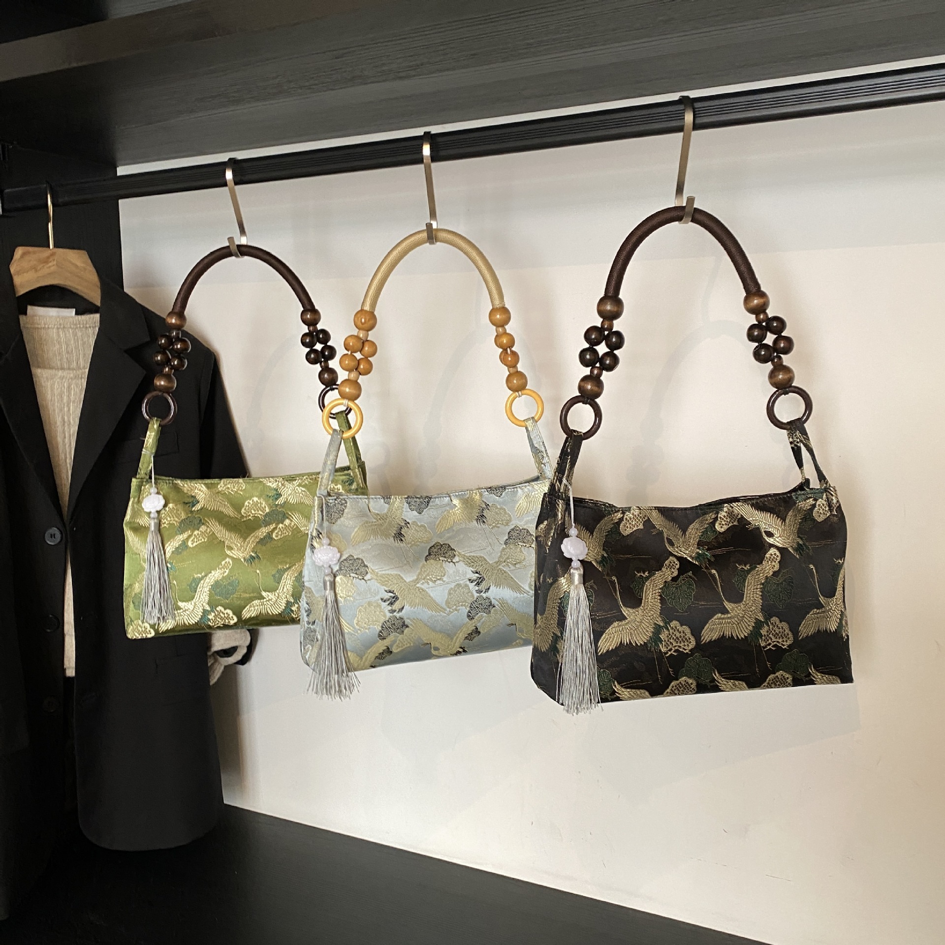 Cross-border Wholesale Women's Painted Pattern Underarm Bag Designer Bag Fashion Retro European And American Style Niche Light Luxury Bag Shoulde