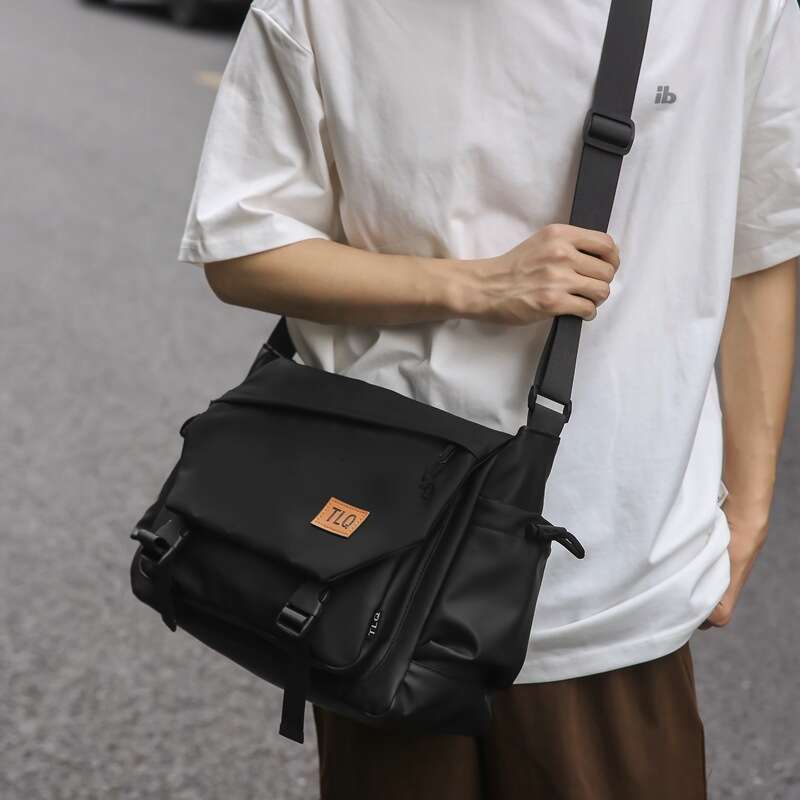 Hot Selling New Single Shoulder Men, High-End Water-Resistant Messenger Bag, Large Capacity Fashion Crossbody Bag For Men Designer Bags