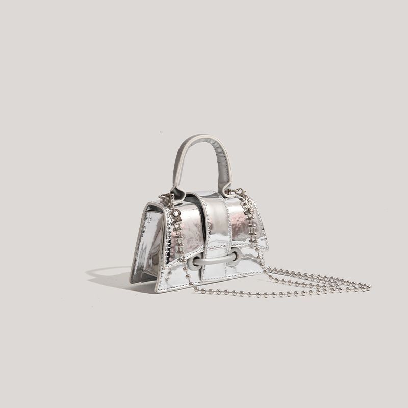 2025 New Handheld High-end Mini Chain Shoulder Crossbody Bag for Women ddmymoon