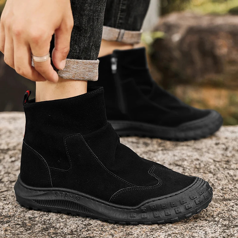 Classic Mens High Top Boots Ankle Boots Anti Slip Soles Outdoor Work Shoes for Spring and Summer Chelsea Boots Shoes 250805