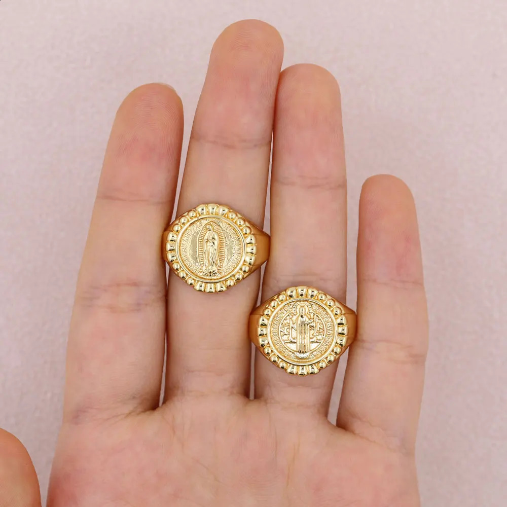 Simple Versatile Plated Gold Copper Round Shape Virgin Mary Religious Rings Daily Wearing Women Jewelry 250805