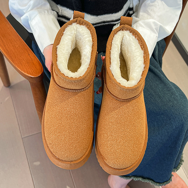 Free delivery designer woman boots Bare boots, short boots professional commuting comfortable boots