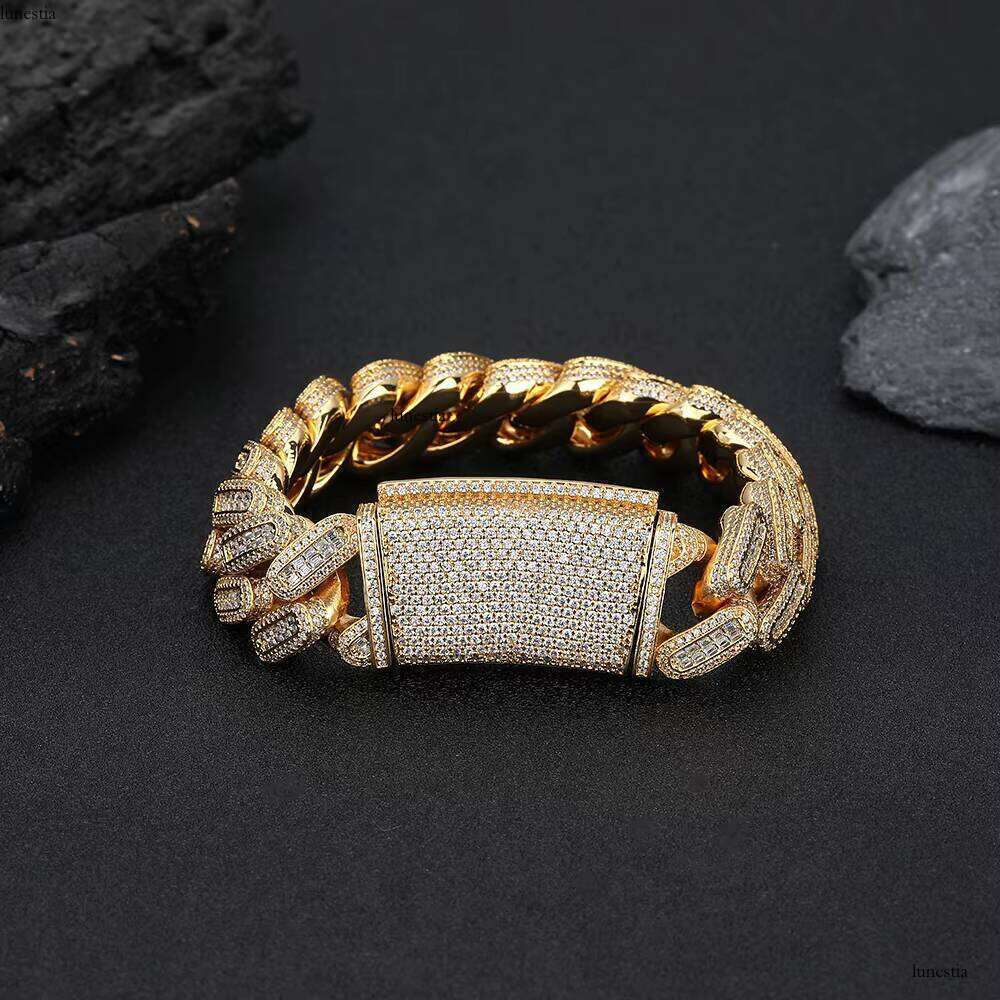 Nuoya Men's 18mm Chain Fine Jewelry HIP HOP Custom Iced Baguette Dia Gold Sier Cuban Bracelet for Gift