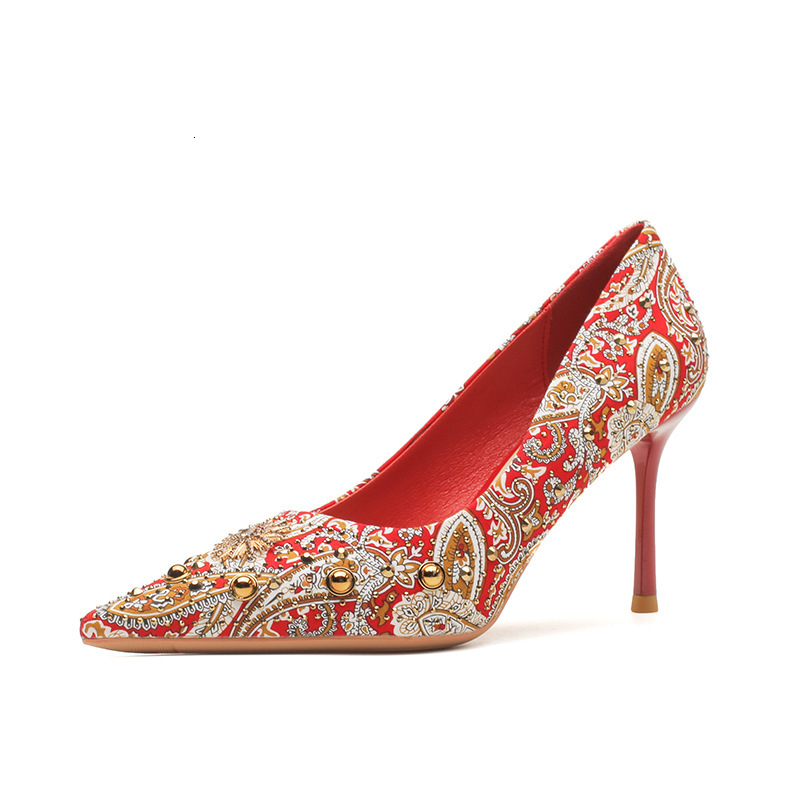 Women's slim heel 2025 designer new pointed elegant bridal wedding shoes