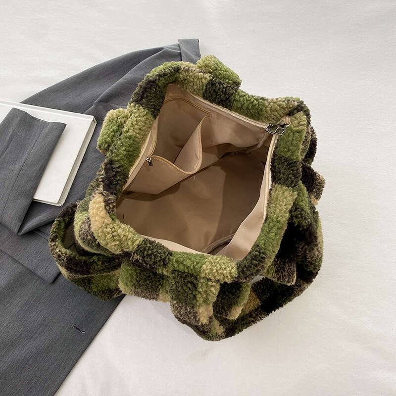 Designer Bags Autumn And Winter New Plush Lamb Wool Fashion Plaid Shoulder Handheld Tote Large Capacity Underarm Bag