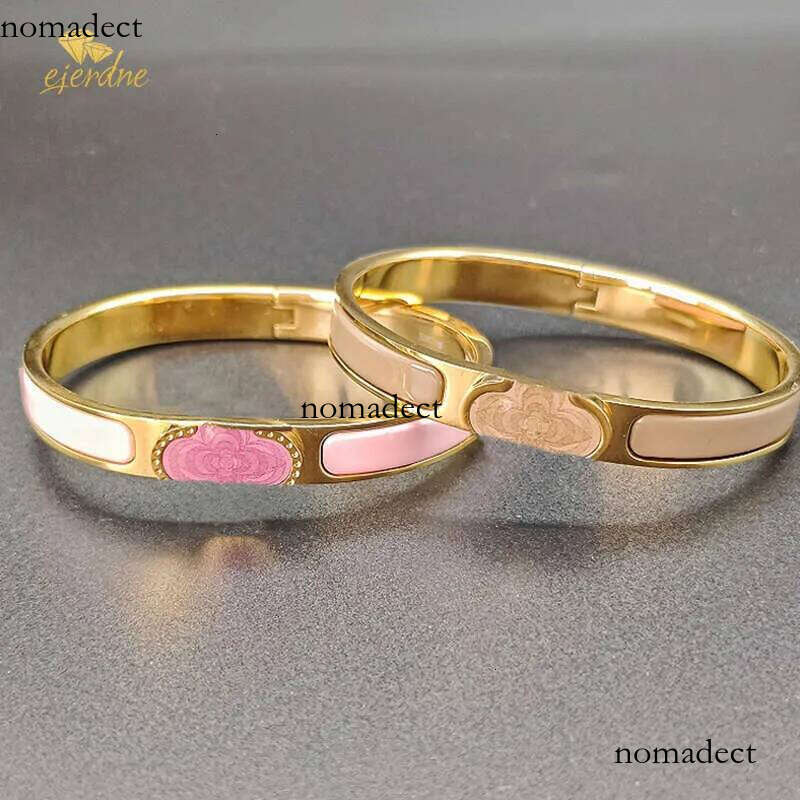 Custom Glod Clover Bangle Gradient Colors Titanium Steel Bracelet non fading high quality classics designer jewelry sier bracelets for Unisex Lovers g