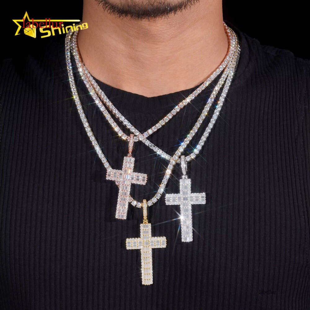 Shiny Baguette Sier Cross Men's Hip-Hop Iced Out Moissanite Pendant