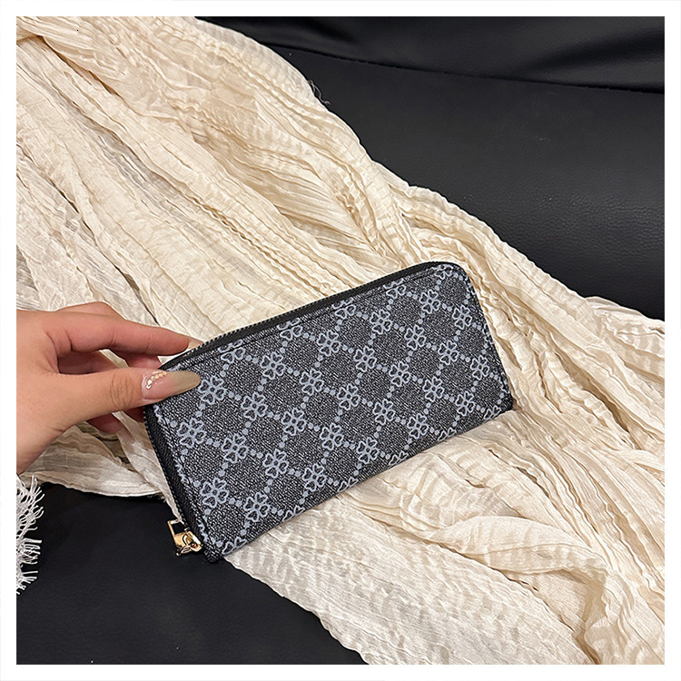 New Women's Long Wallet Cross-border Wholesale Printed Phone Wallet Multi-card Slot Luxury Bag Designer Bag Card Holder Lightweight Zipper Clutch